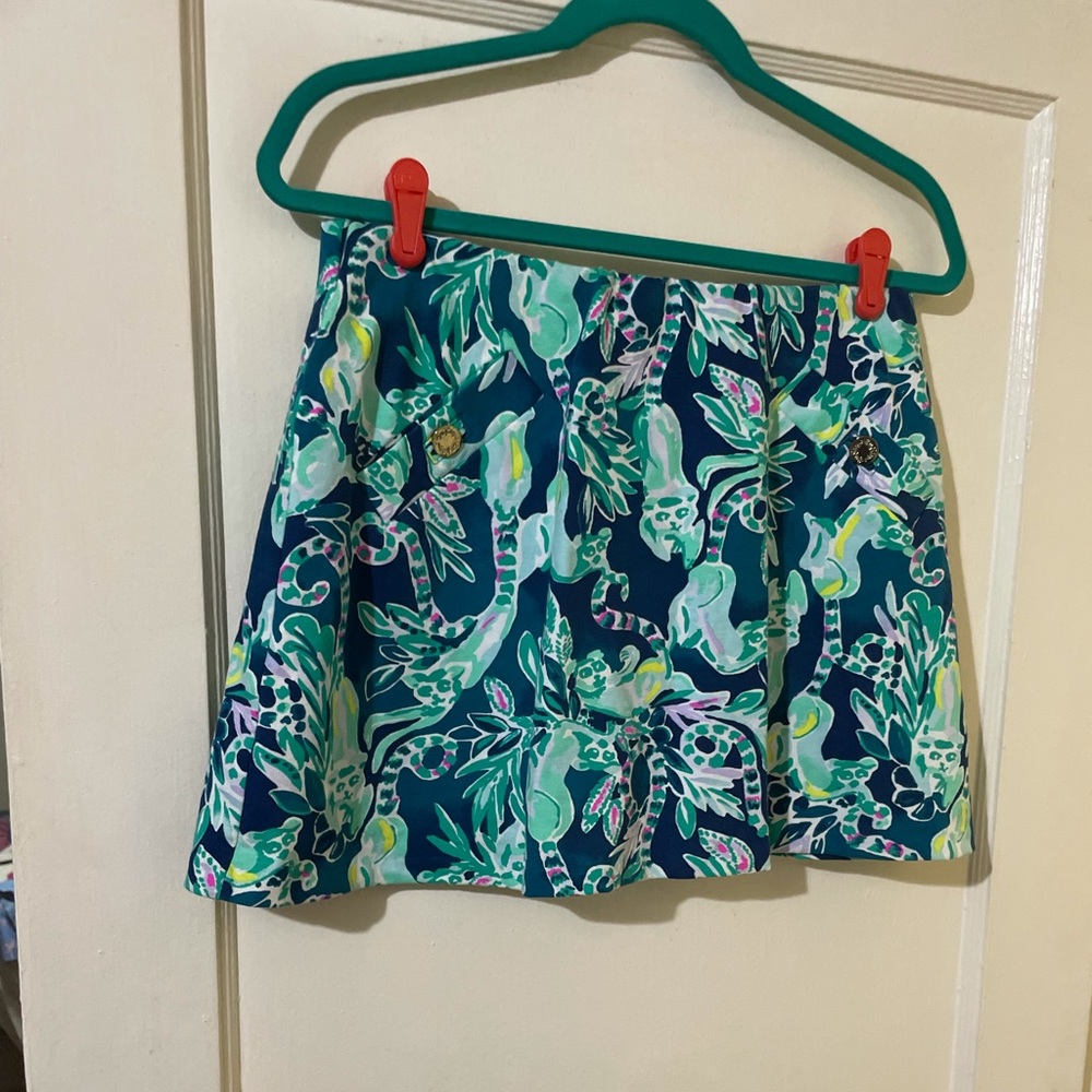 Lilly Pulitzer teal and  green Madison skort in size medium